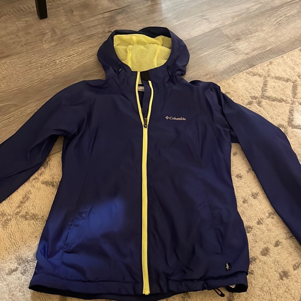 Columbia Rain Coat